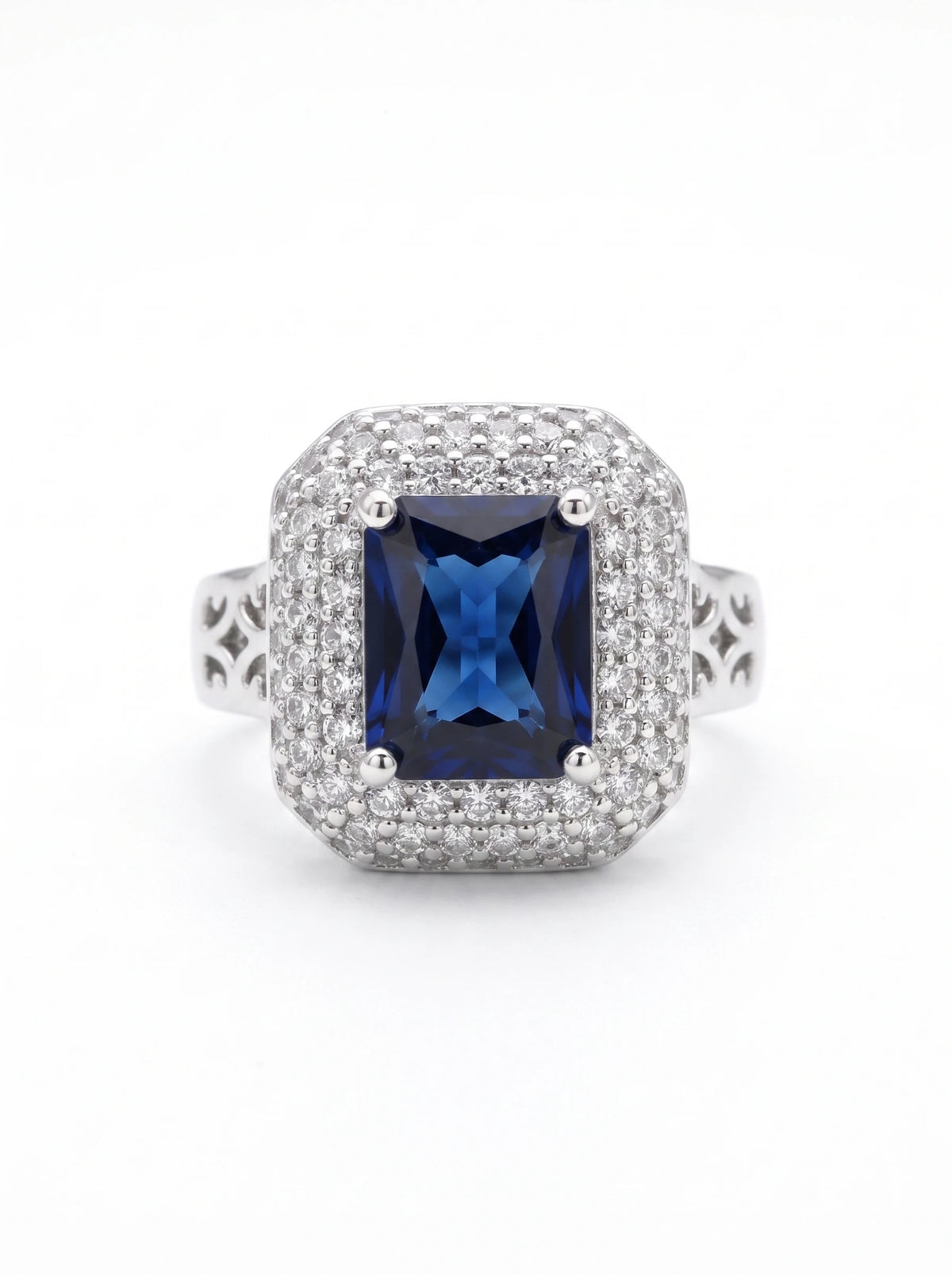 Solene Crisscross Ring
